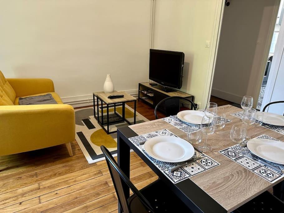 Chez Delphine Apartment Bourg-en-Bresse Exterior photo